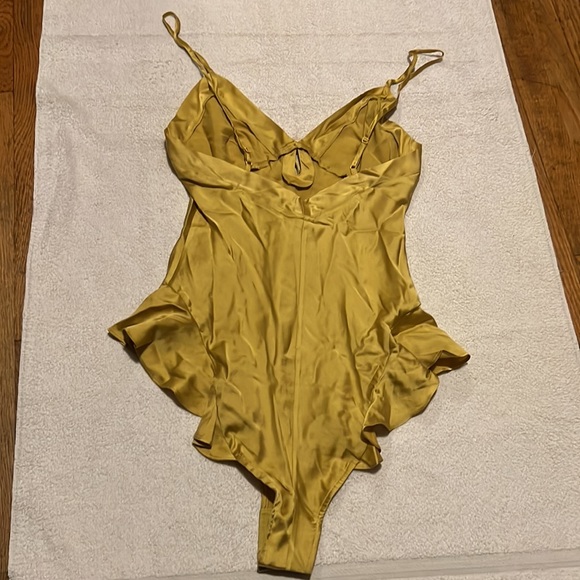 SKIMS SILK TEDDY - Picture 2 of 3